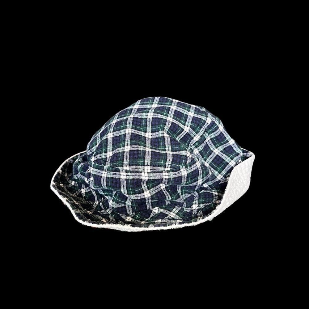 Reversible youth sun hat -one oatmeal side‎ & one blue, green and black plaid
